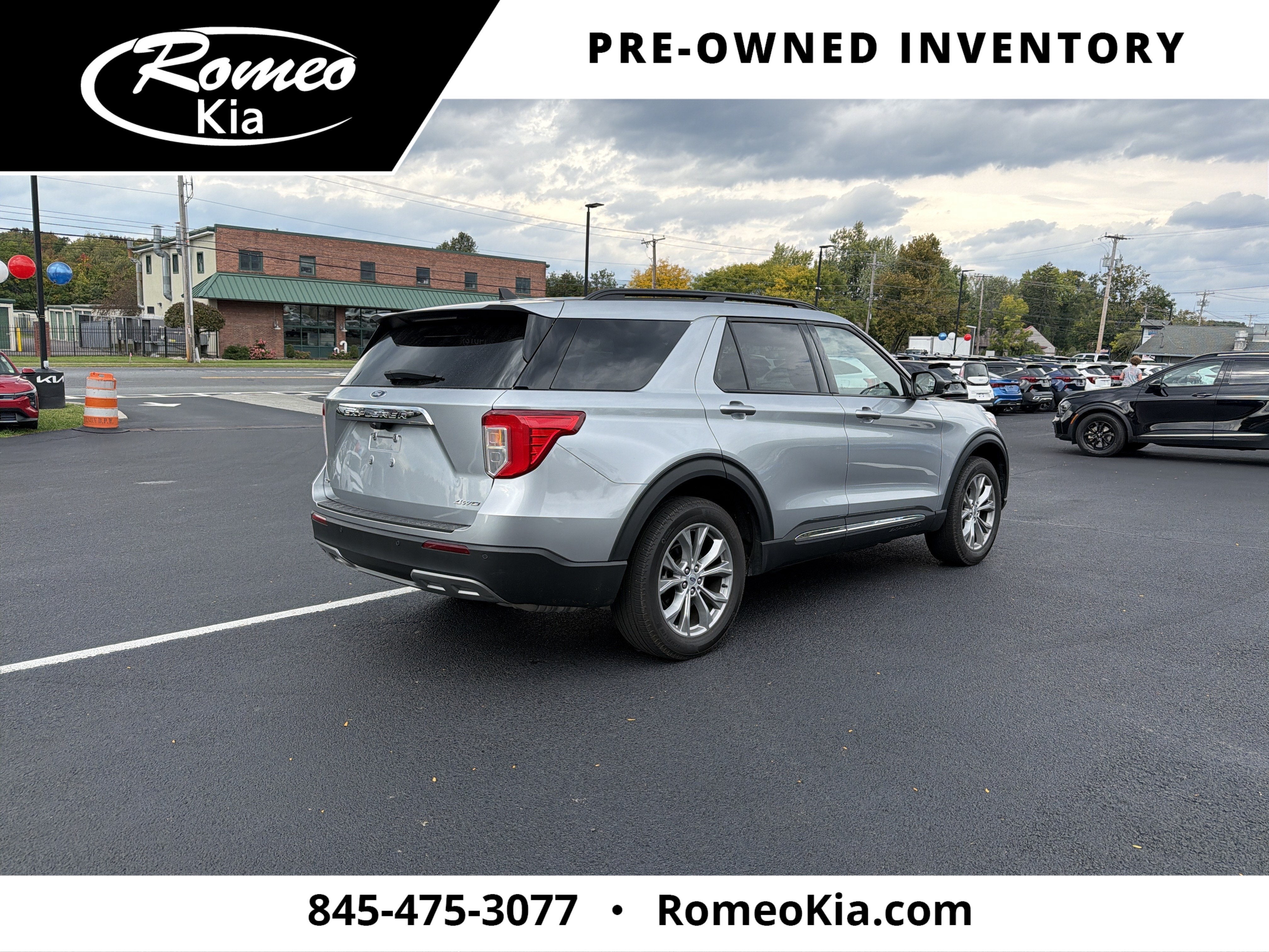 2023 Ford Explorer XLT