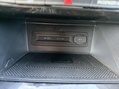 2022 Volkswagen Atlas Cross Sport 3.6L V6 SEL Premium R-Line