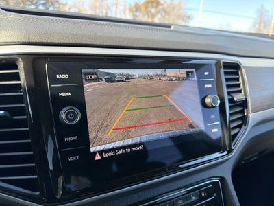 2023 Volkswagen Atlas 3.6L V6 SE w/Technology