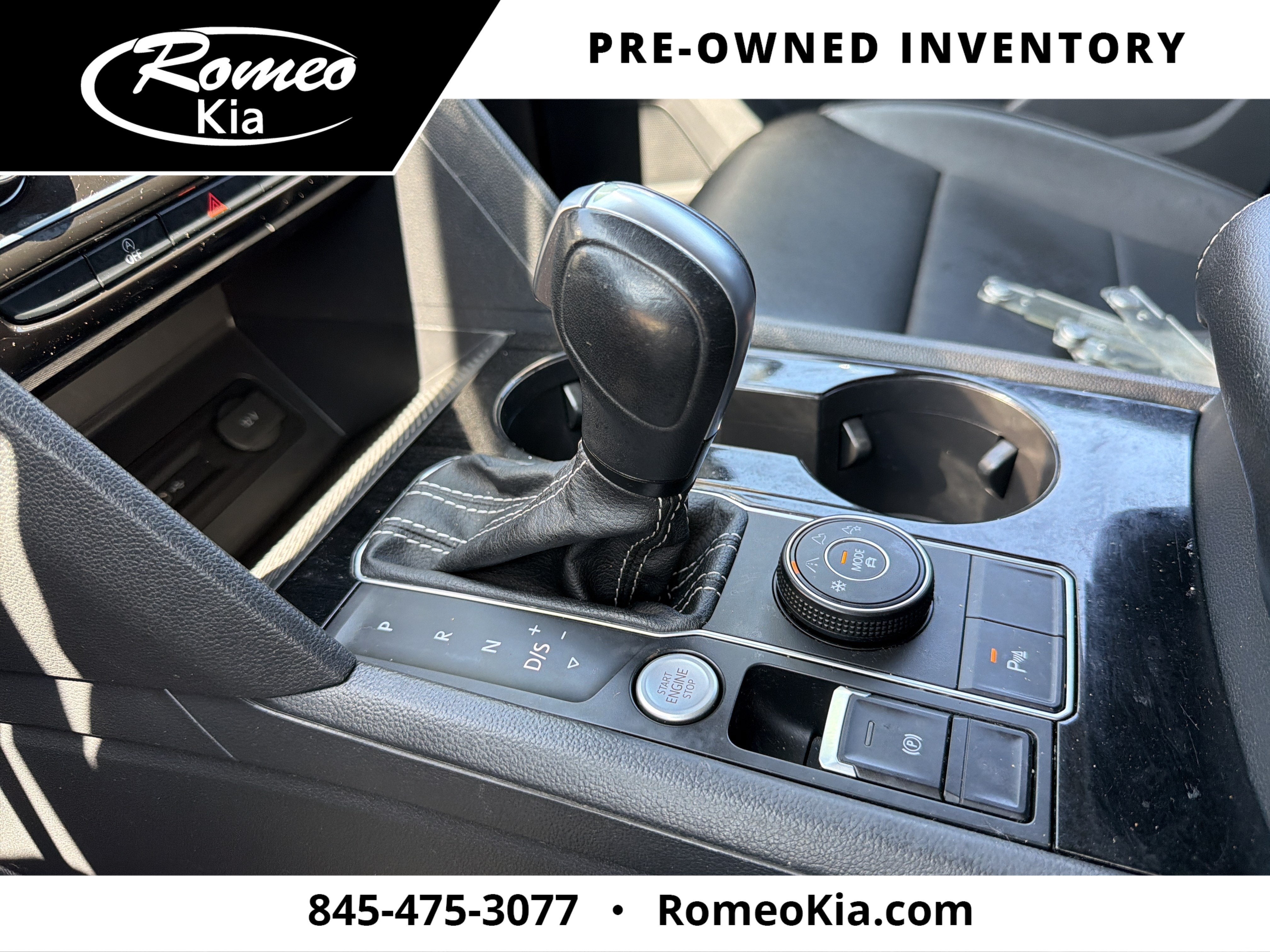 2022 Volkswagen Atlas 3.6L V6 SE w/Technology