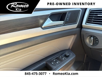 2022 Volkswagen Atlas 3.6L V6 SE w/Technology
