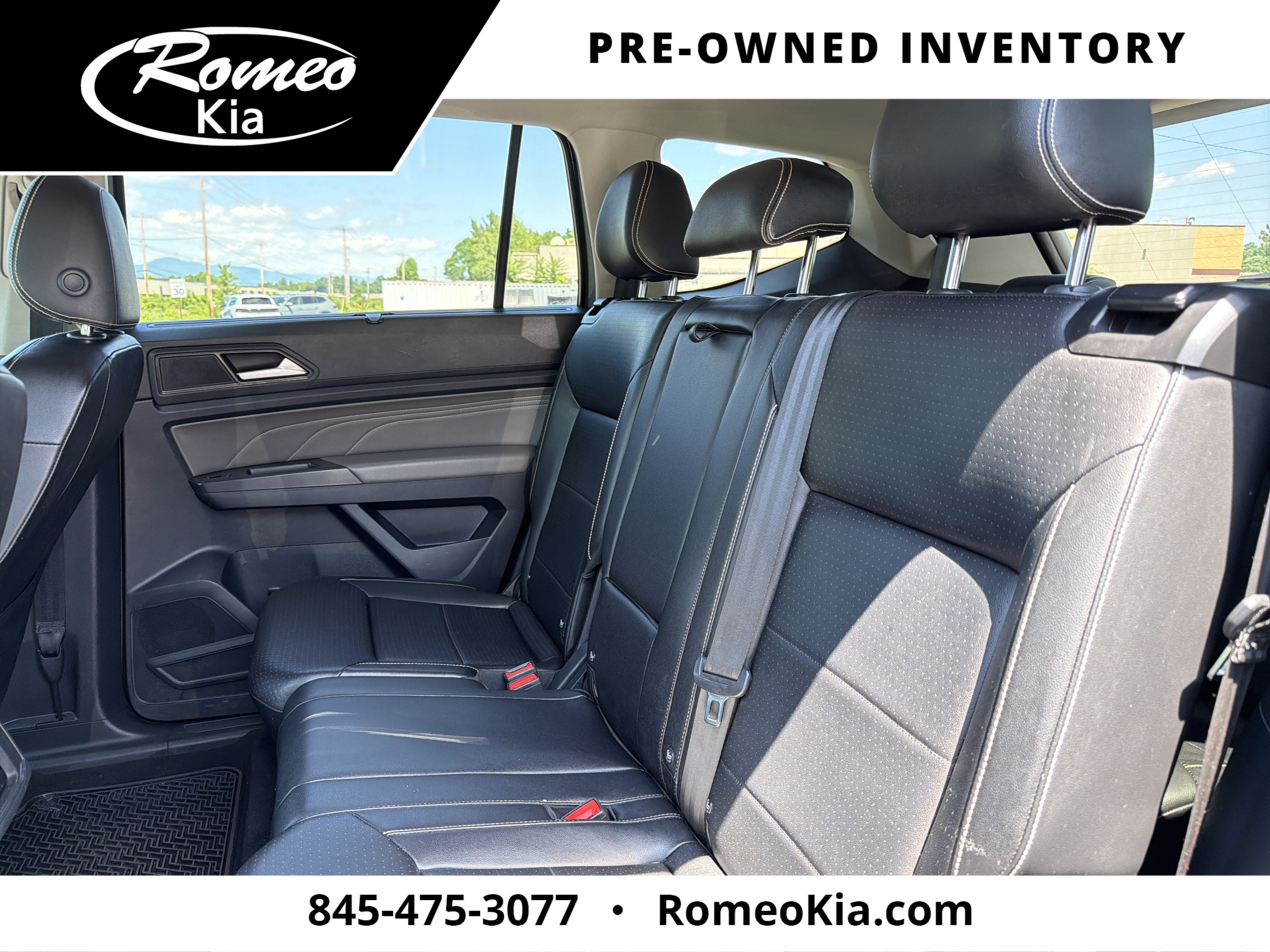 2022 Volkswagen Atlas 3.6L V6 SE w/Technology