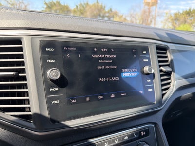 2021 Volkswagen Atlas 3.6L V6 SE w/Technology R-Line