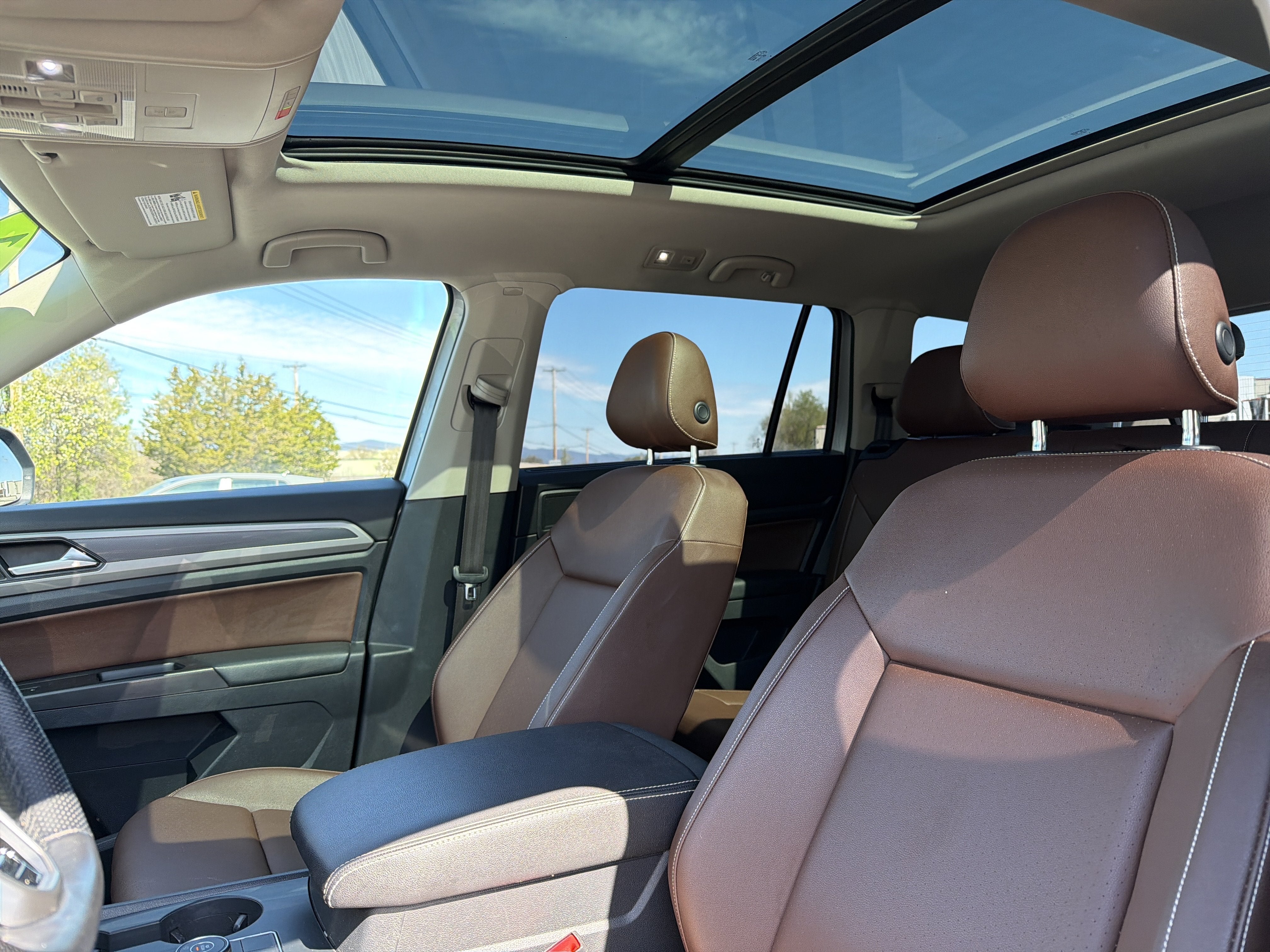 2021 Volkswagen Atlas 3.6L V6 SE w/Technology R-Line