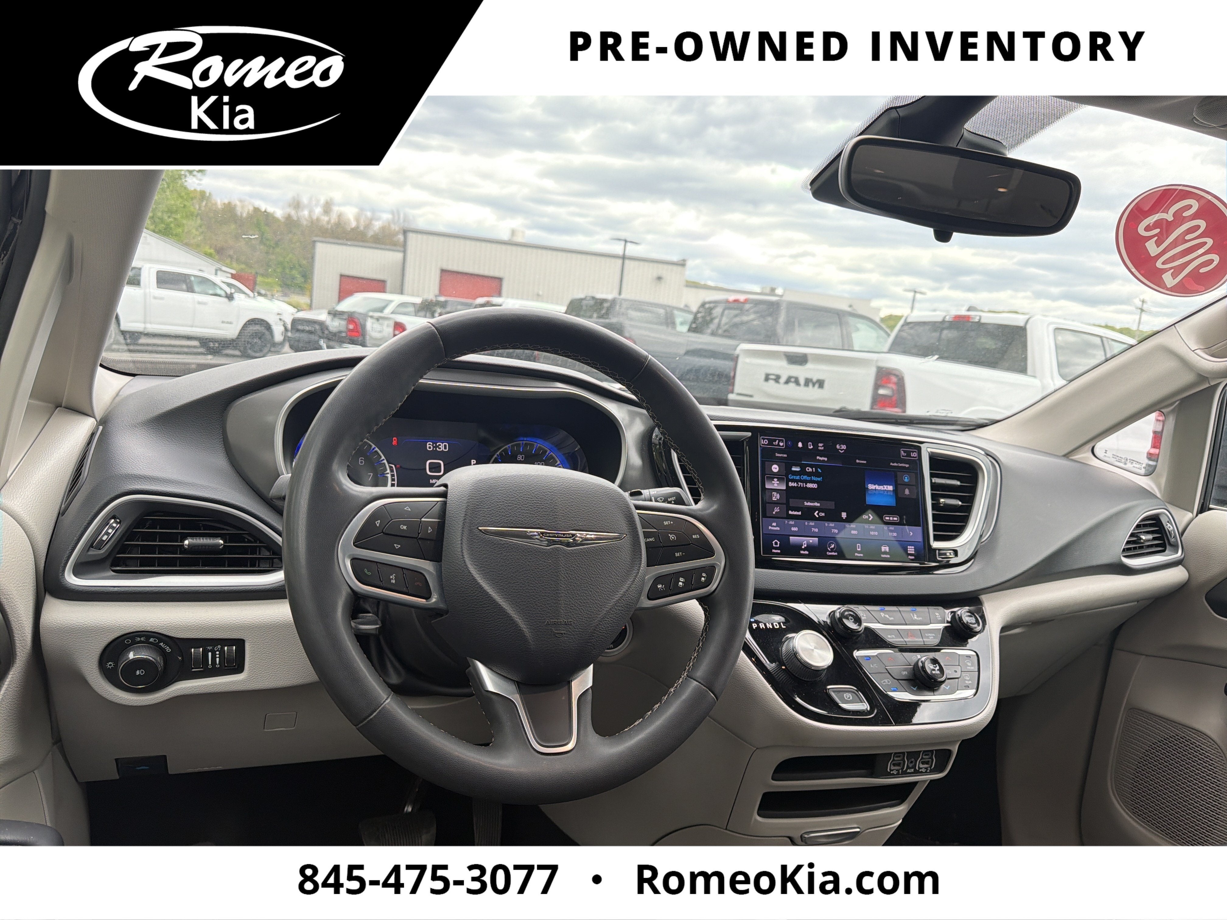 2023 Chrysler Pacifica Touring L