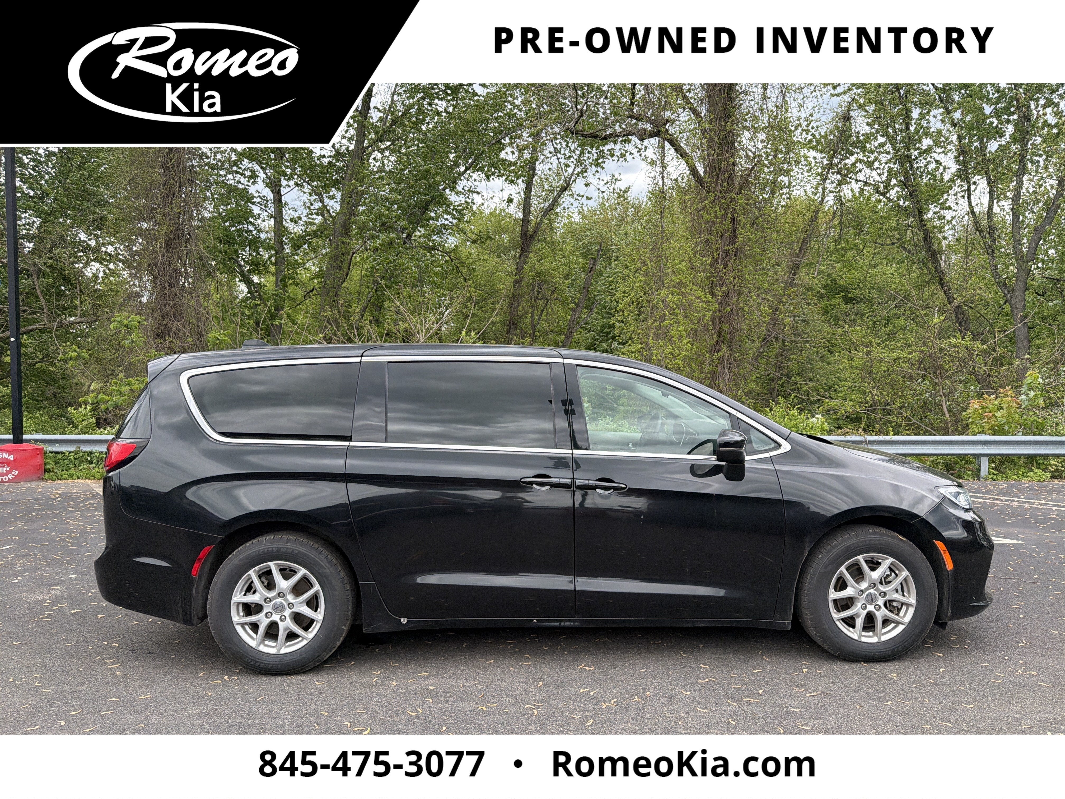 2023 Chrysler Pacifica Touring L