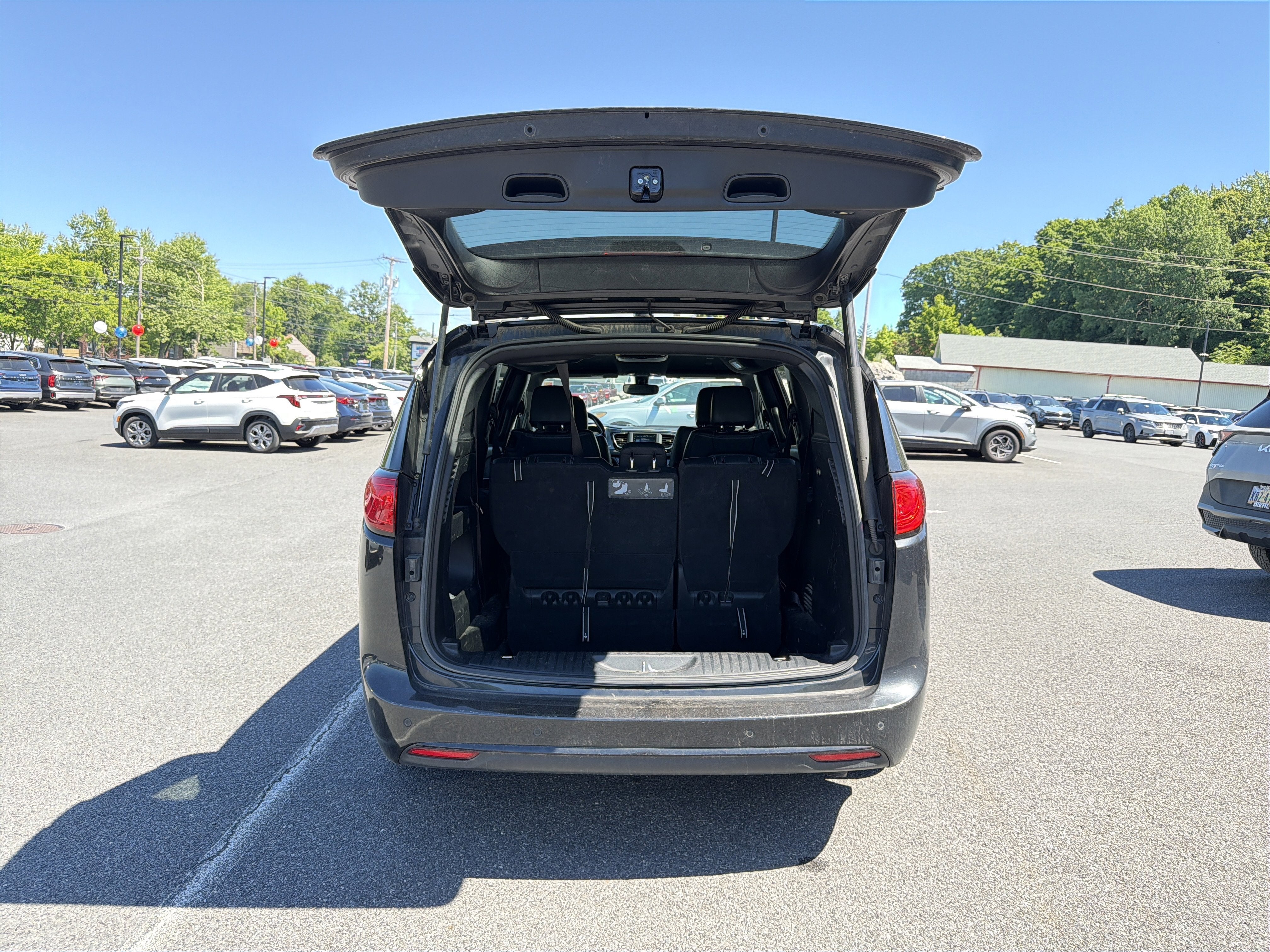 2020 Chrysler Pacifica Touring L