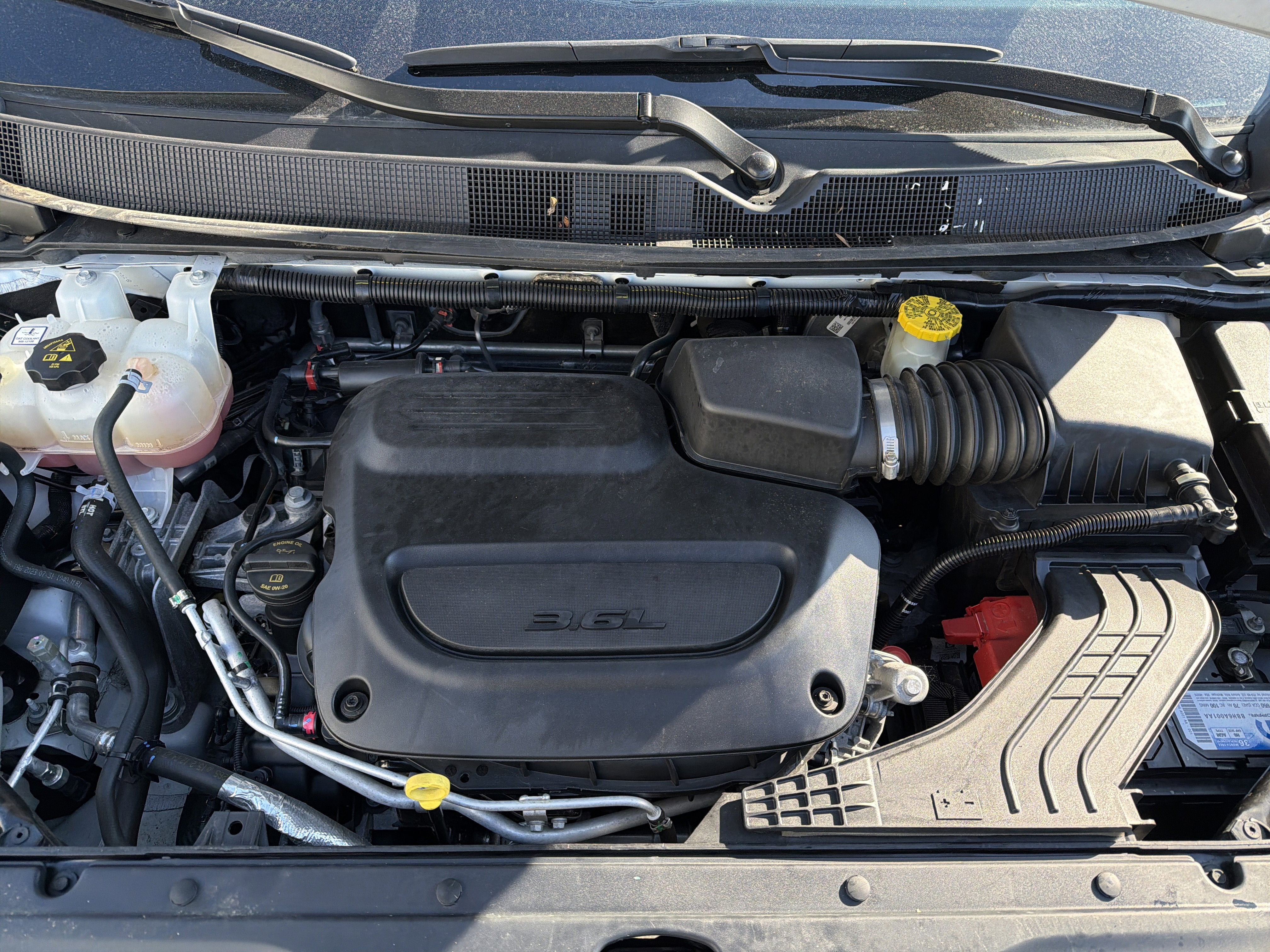 2023 Chrysler Voyager LX