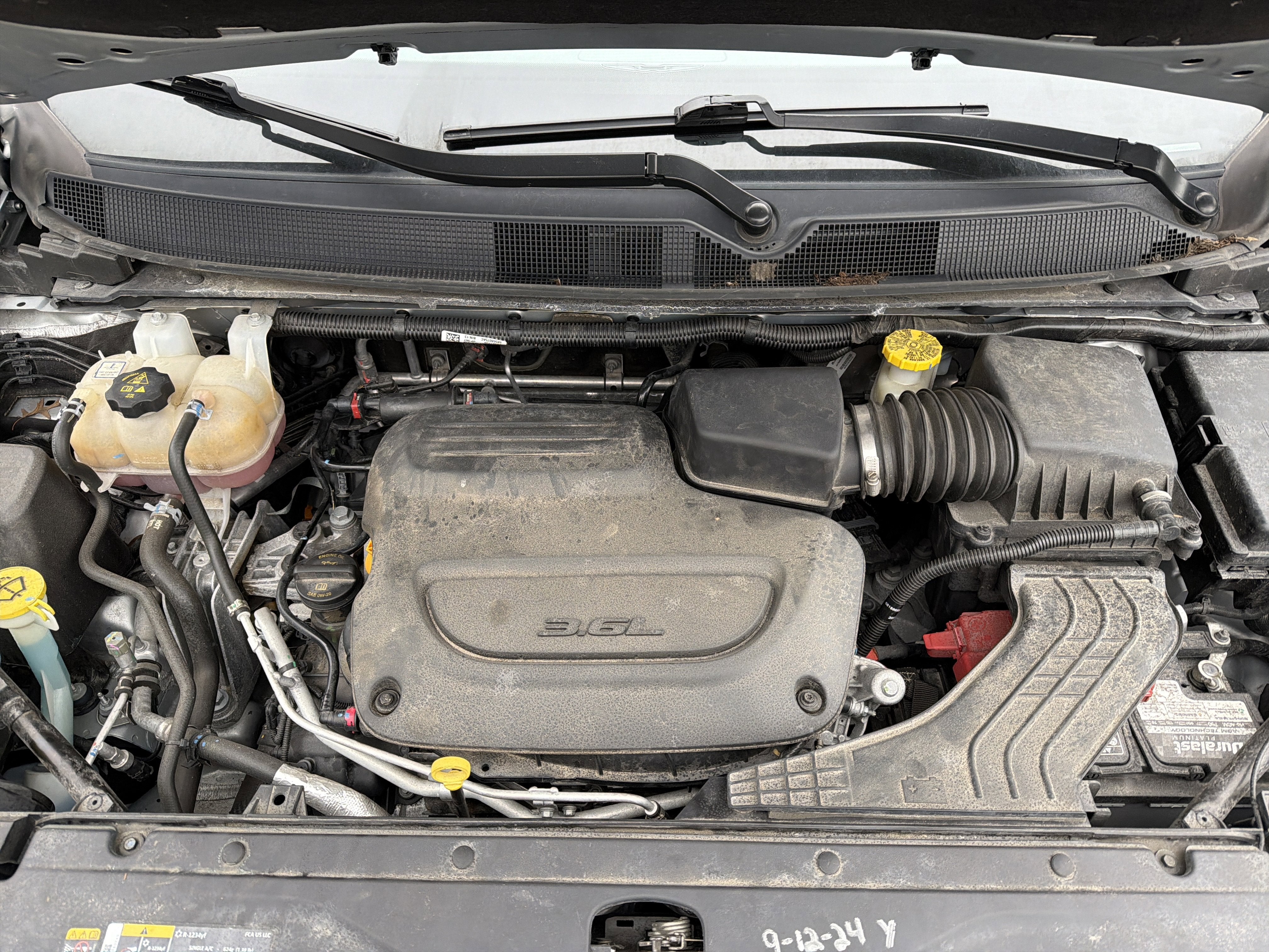 2023 Chrysler Voyager LX