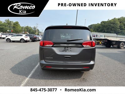2021 Chrysler Voyager LXI