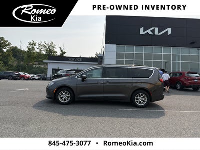 2021 Chrysler Voyager LXI