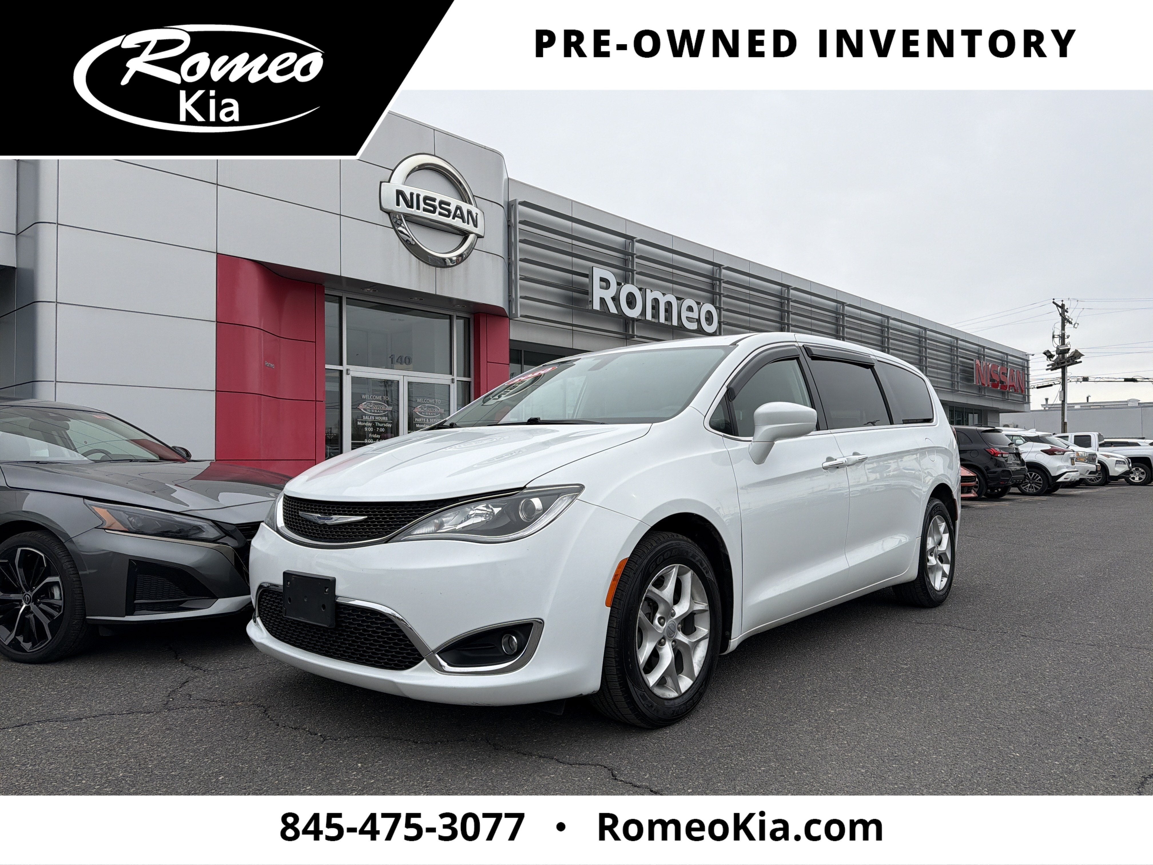 2020 Chrysler Pacifica Touring