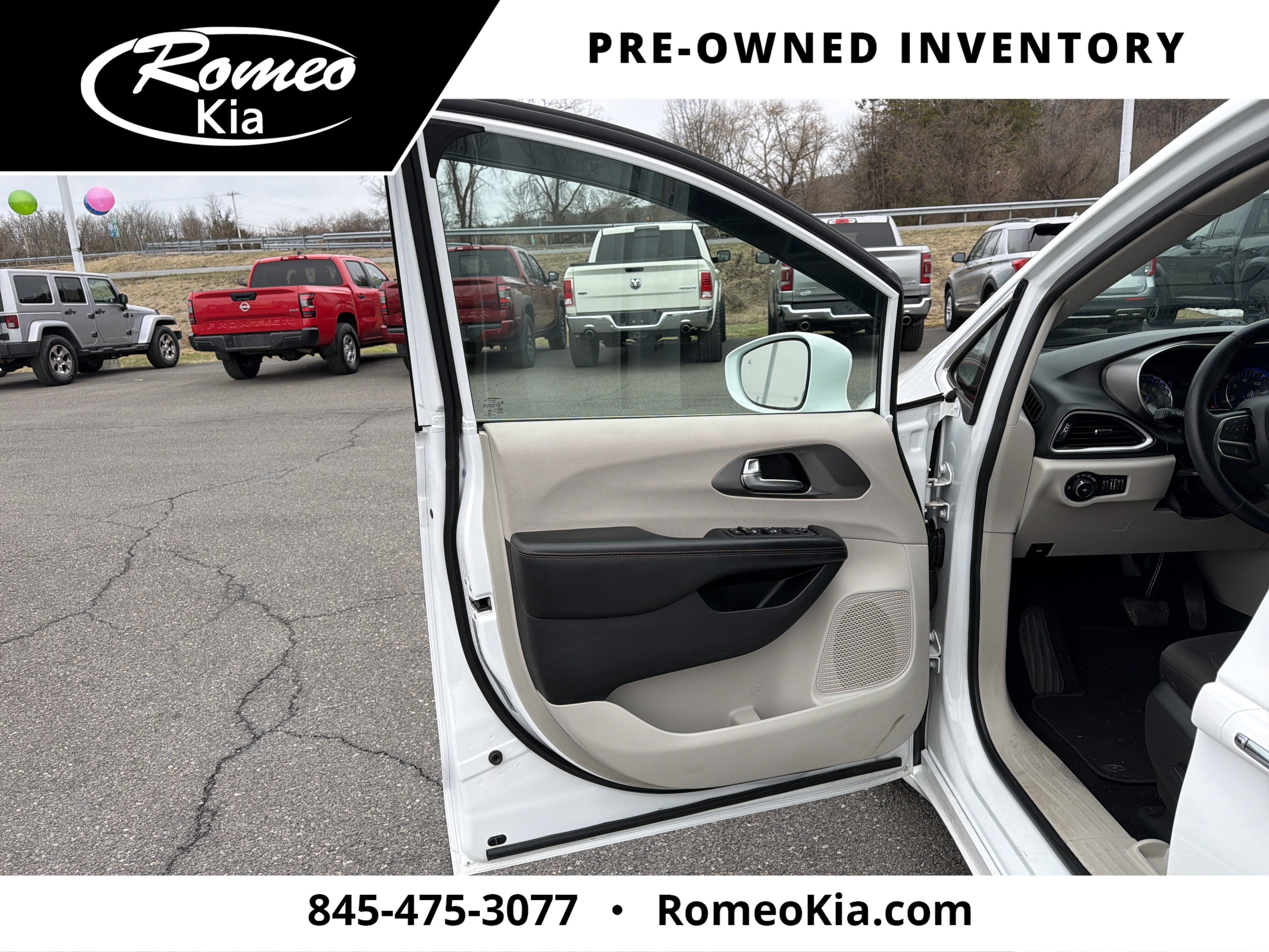 2020 Chrysler Pacifica Touring