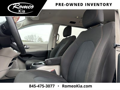 2020 Chrysler Pacifica Touring