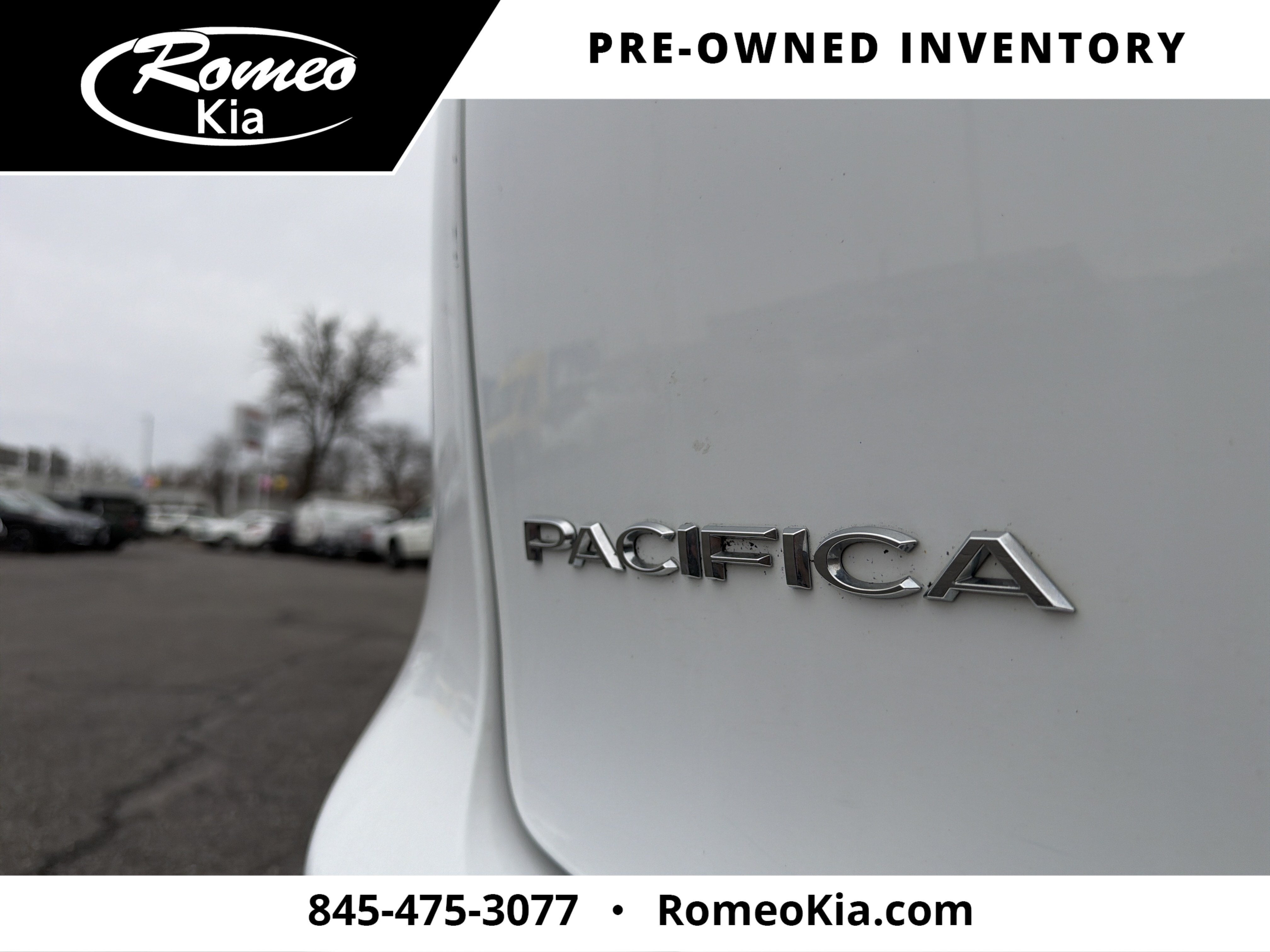 2020 Chrysler Pacifica Touring