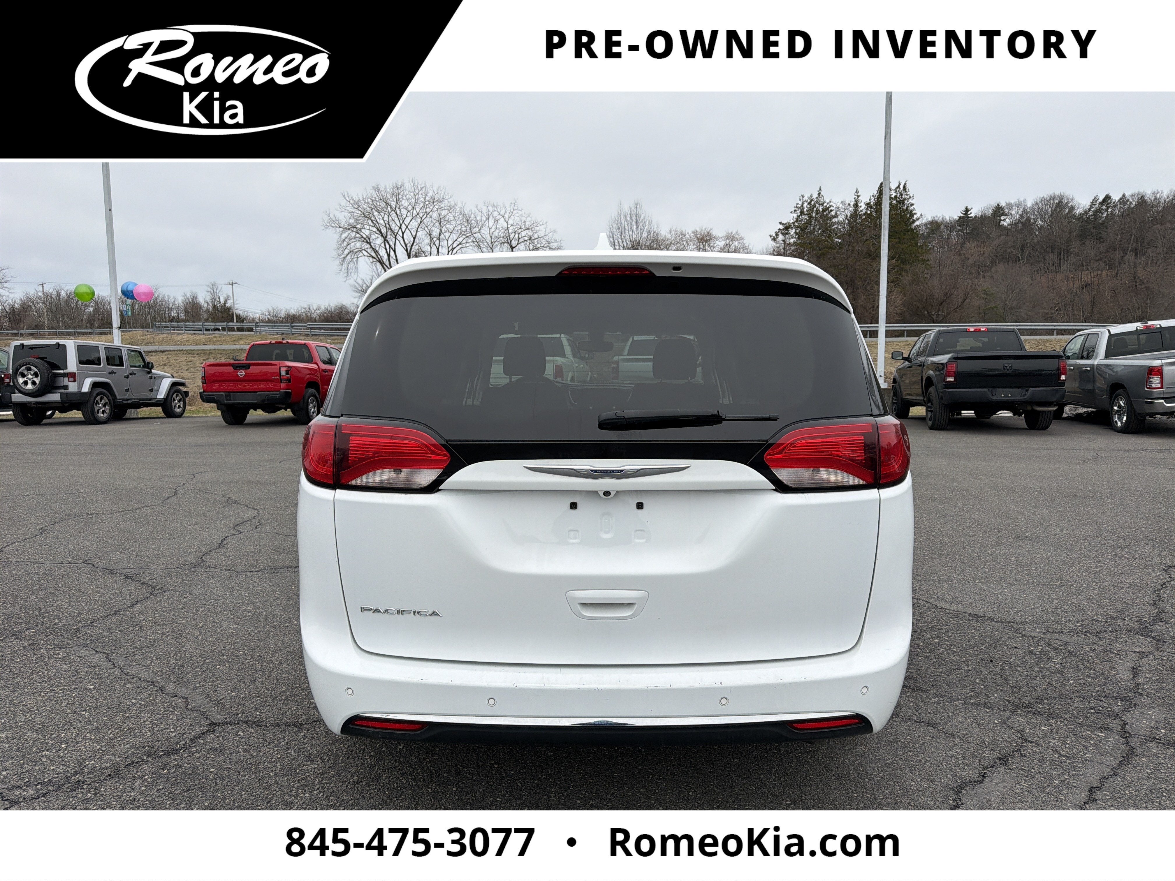 2020 Chrysler Pacifica Touring