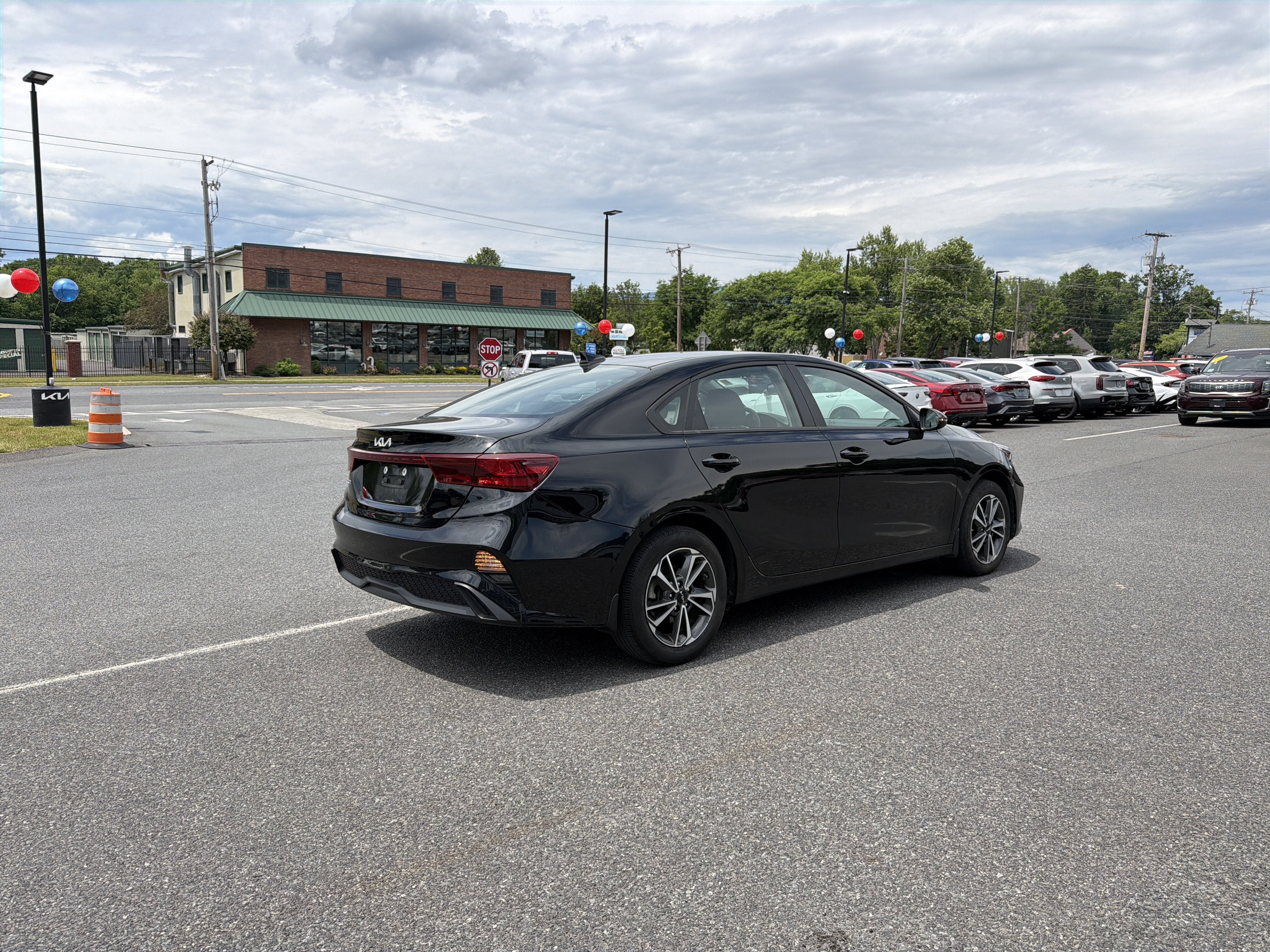 2023 Kia Forte LXS