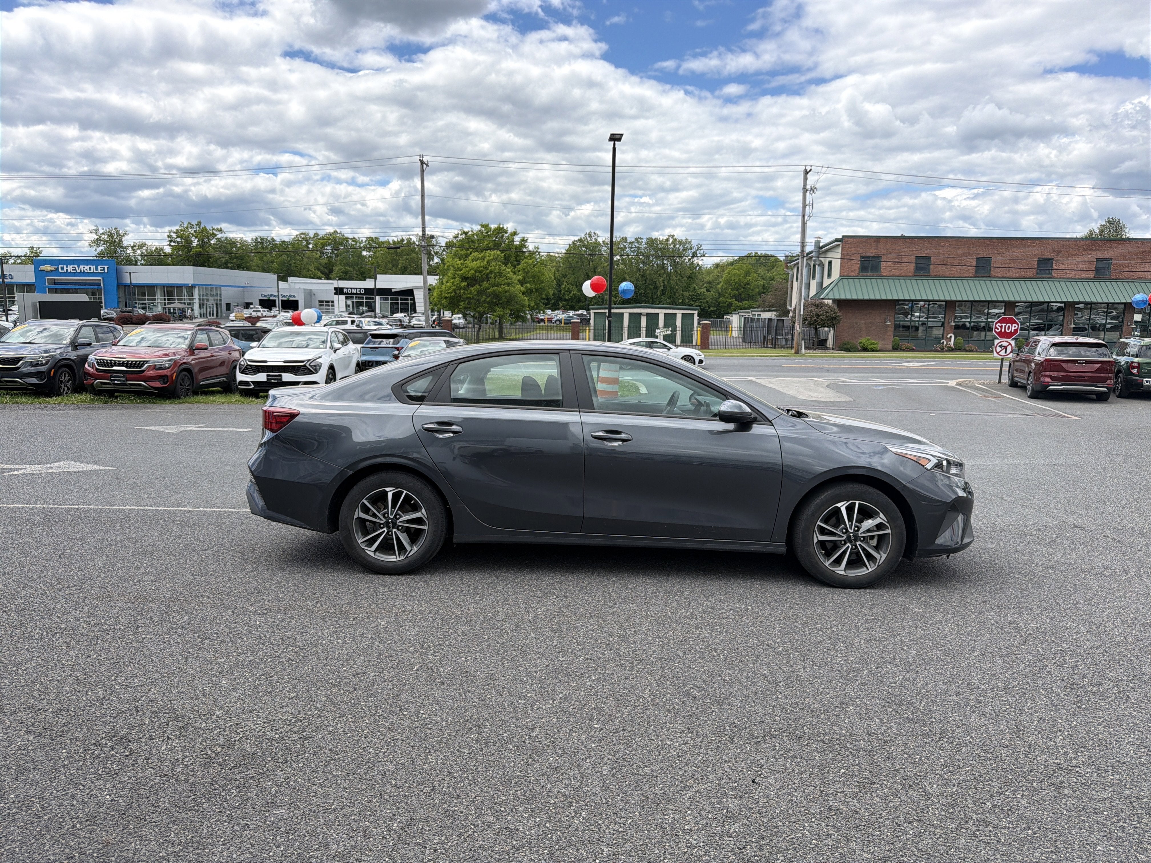 2023 Kia Forte LXS