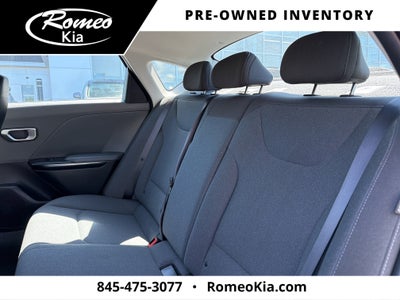 2025 Kia K4 LXS
