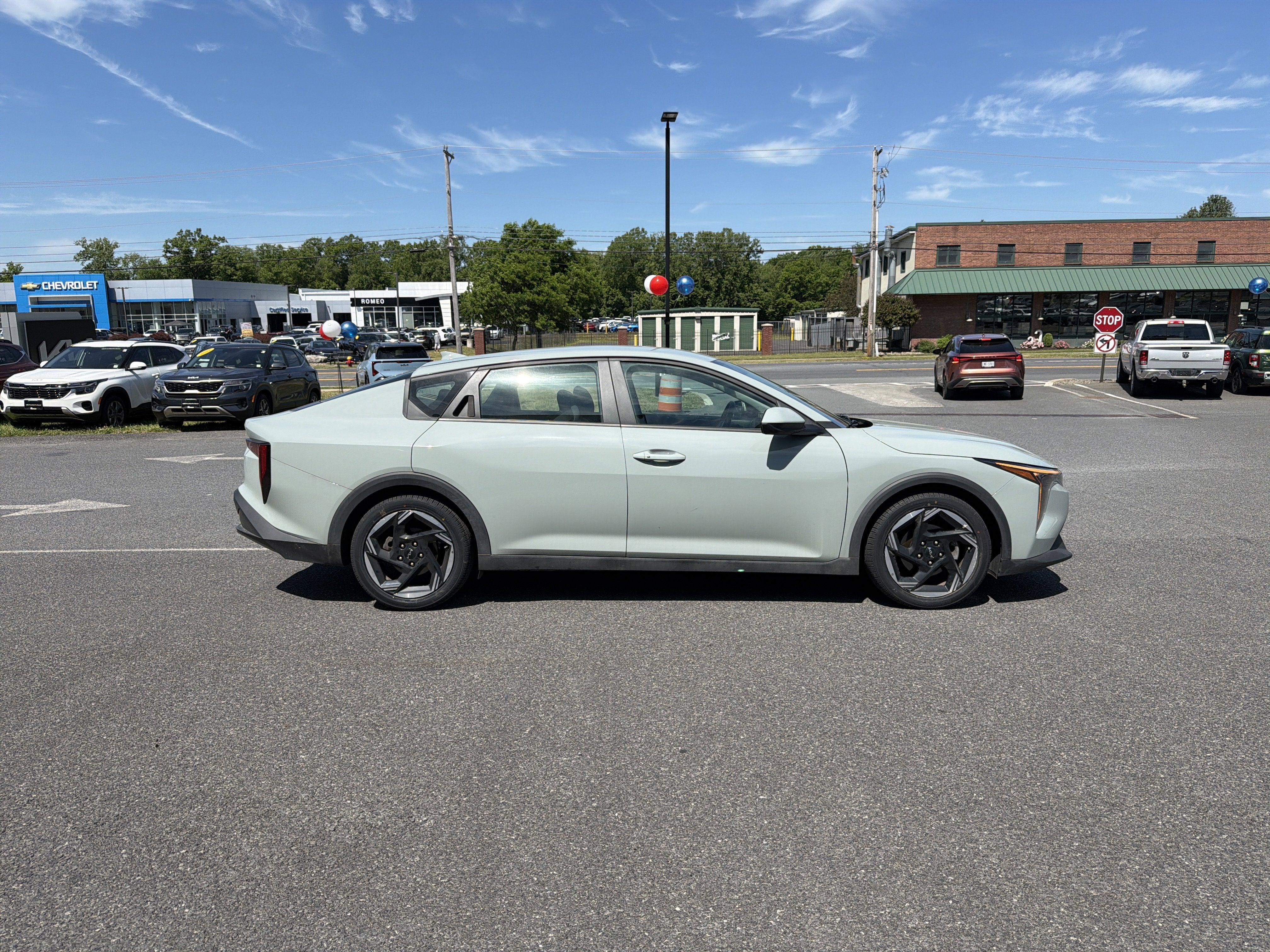2025 Kia K4 EX