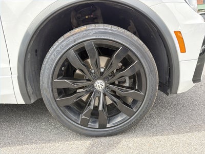 2020 Volkswagen Tiguan 2.0T SE R-Line Black 4Motion