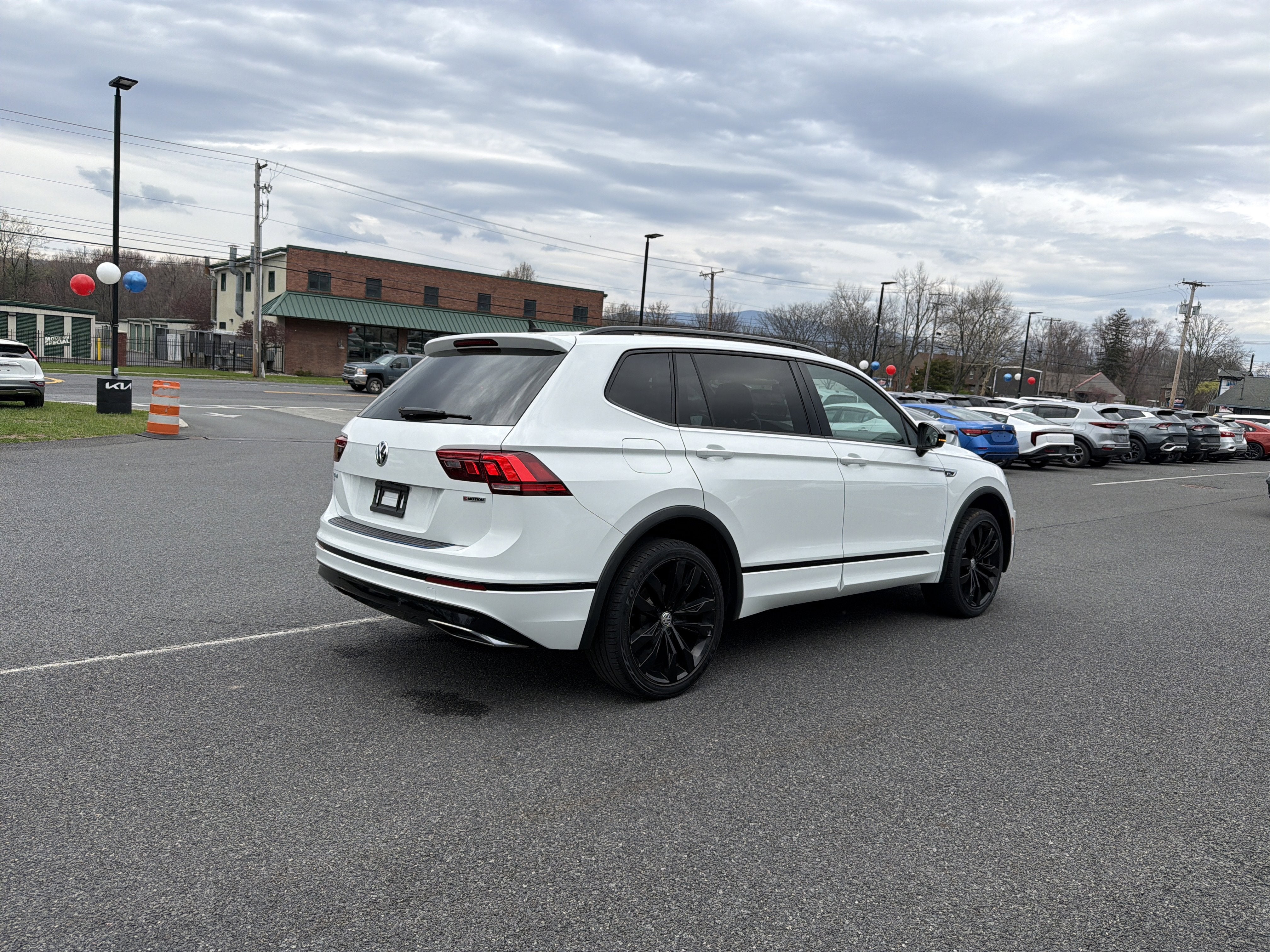 2020 Volkswagen Tiguan 2.0T SE R-Line Black 4Motion