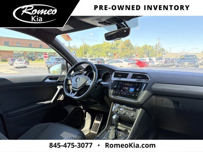 2021 Volkswagen Tiguan SE R-Line Black