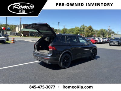 2021 Volkswagen Tiguan SE R-Line Black