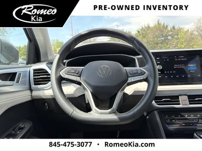 2025 Volkswagen Taos 1.5T SE