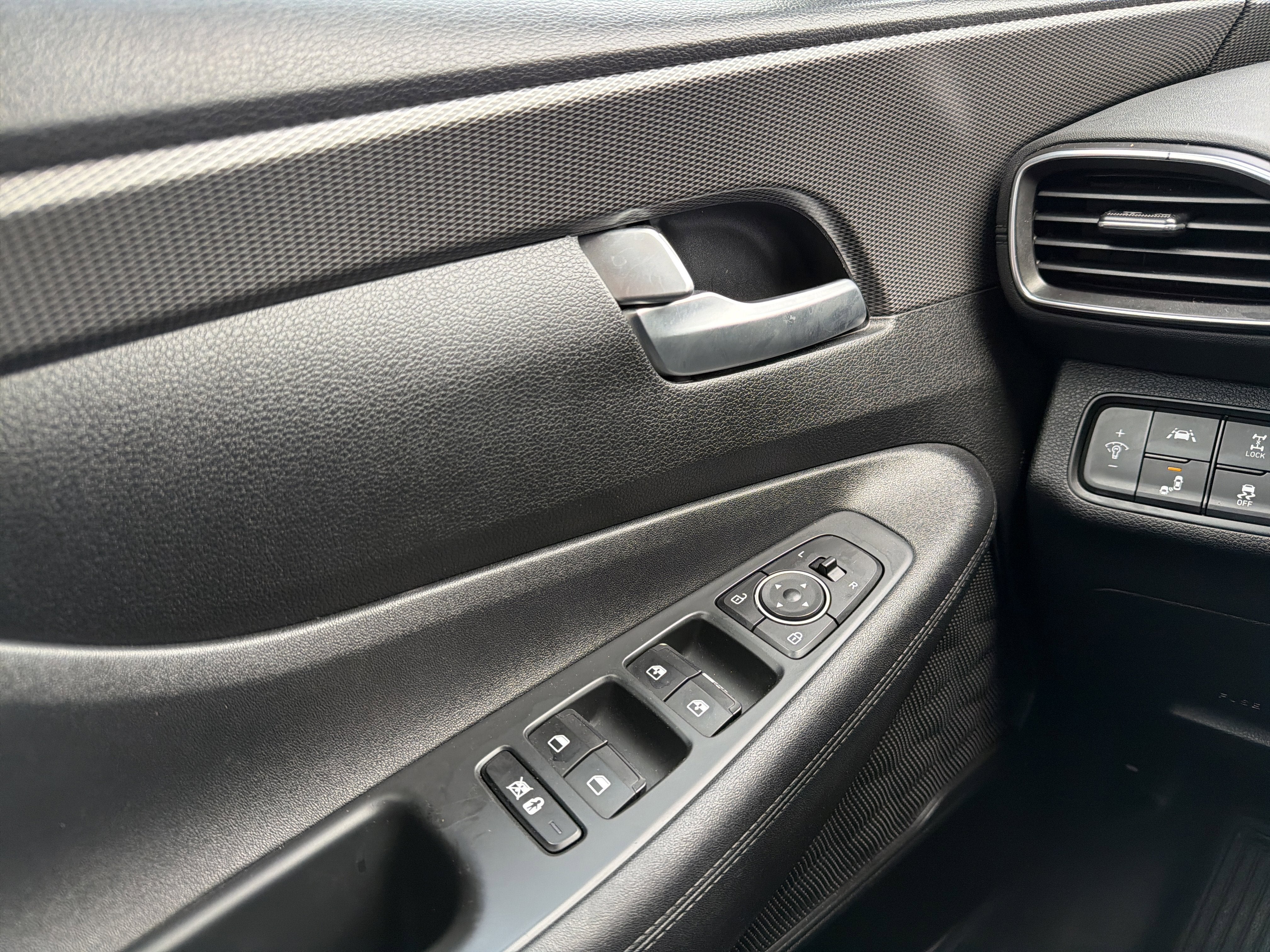 2019 Hyundai SANTA FE SEL