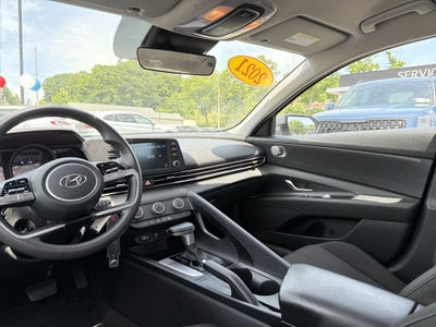 2021 Hyundai ELANTRA SE