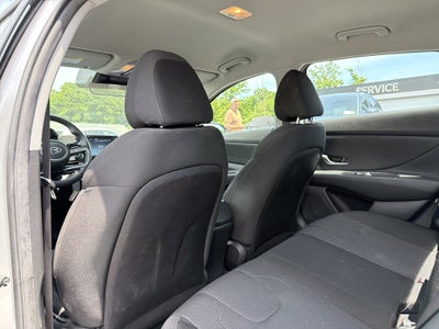 2021 Hyundai ELANTRA SE