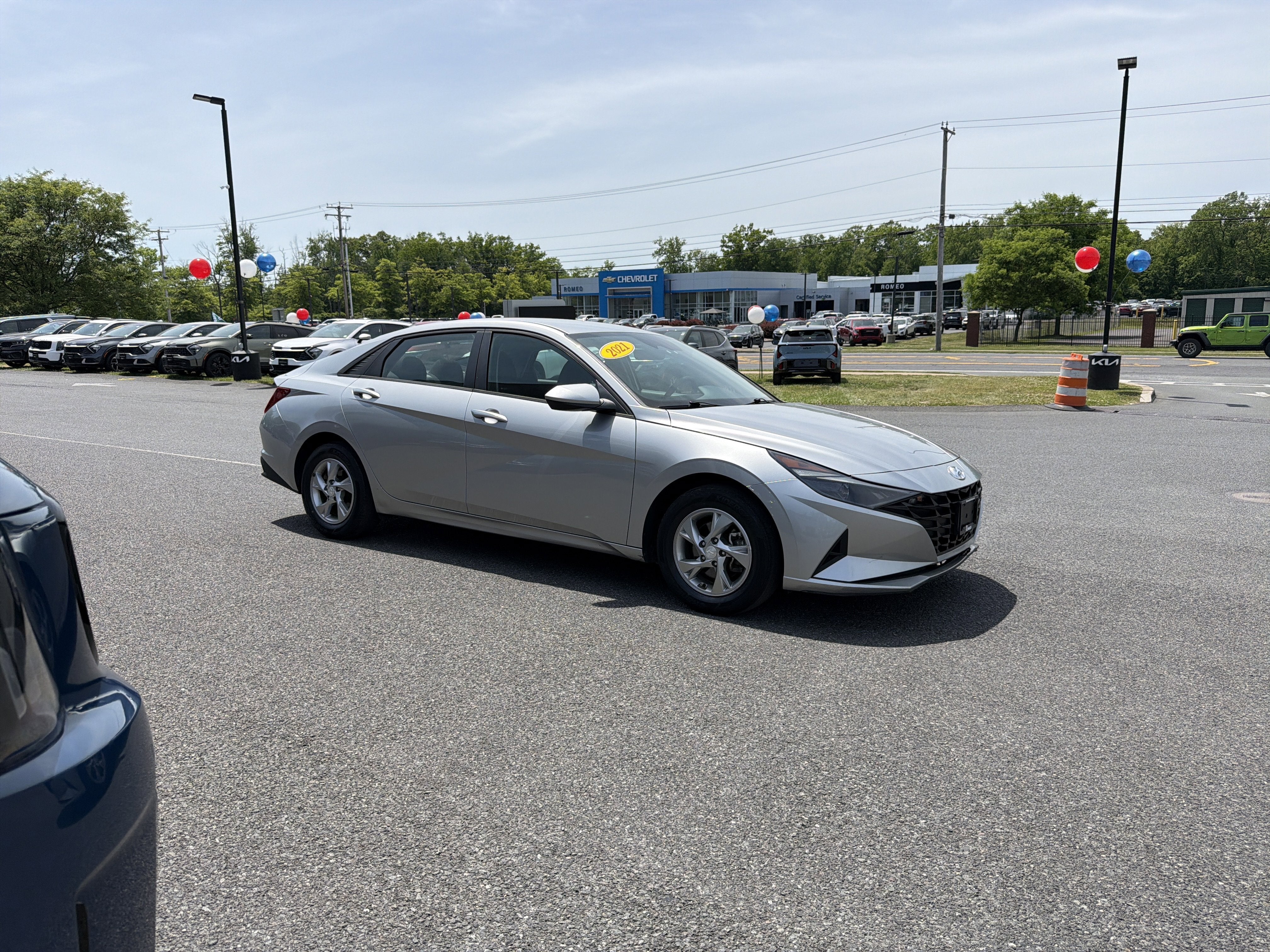 2021 Hyundai ELANTRA SE
