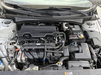 2021 Hyundai ELANTRA SE