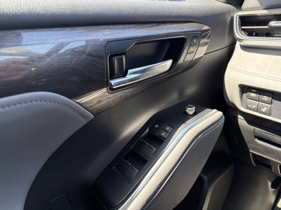 2021 Toyota Highlander Hybrid Limited