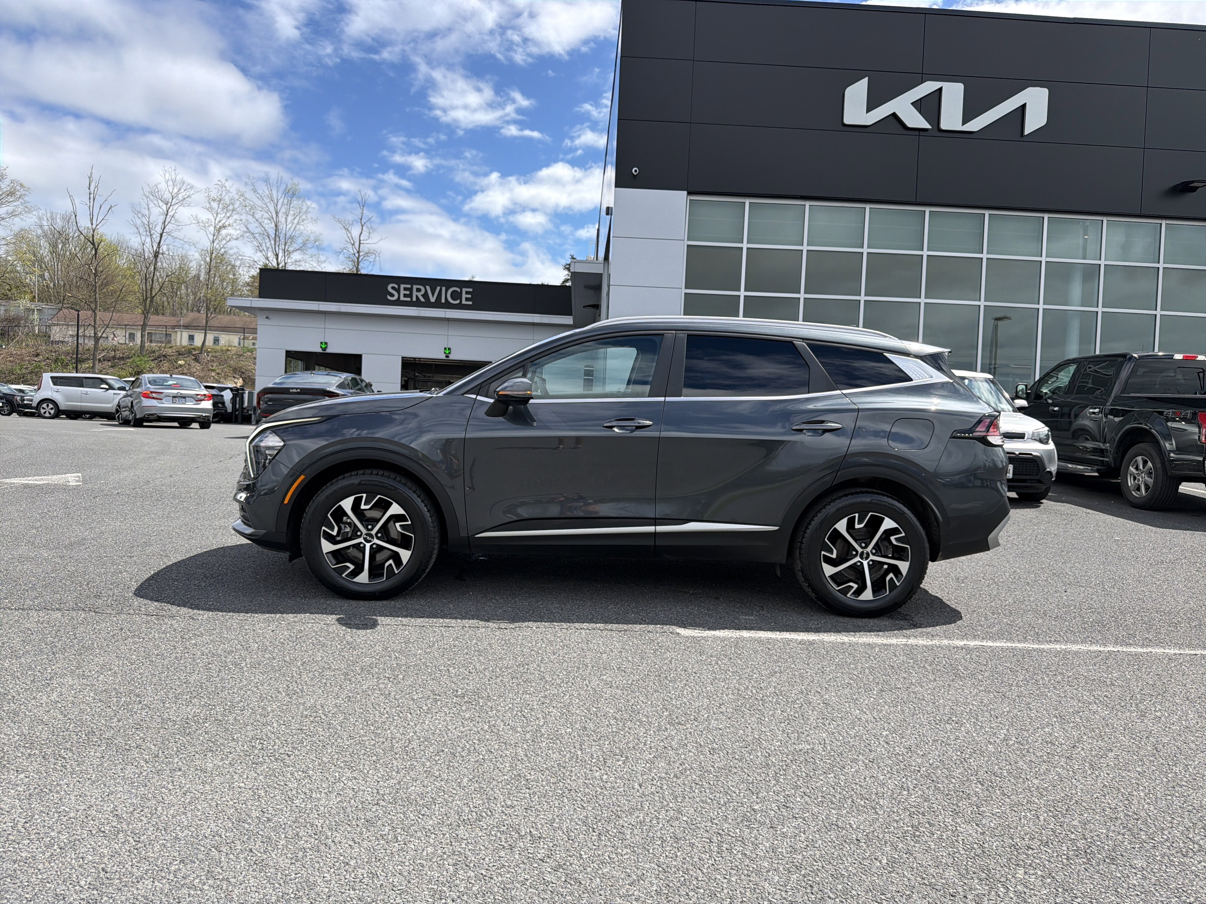 2023 Kia Sportage EX