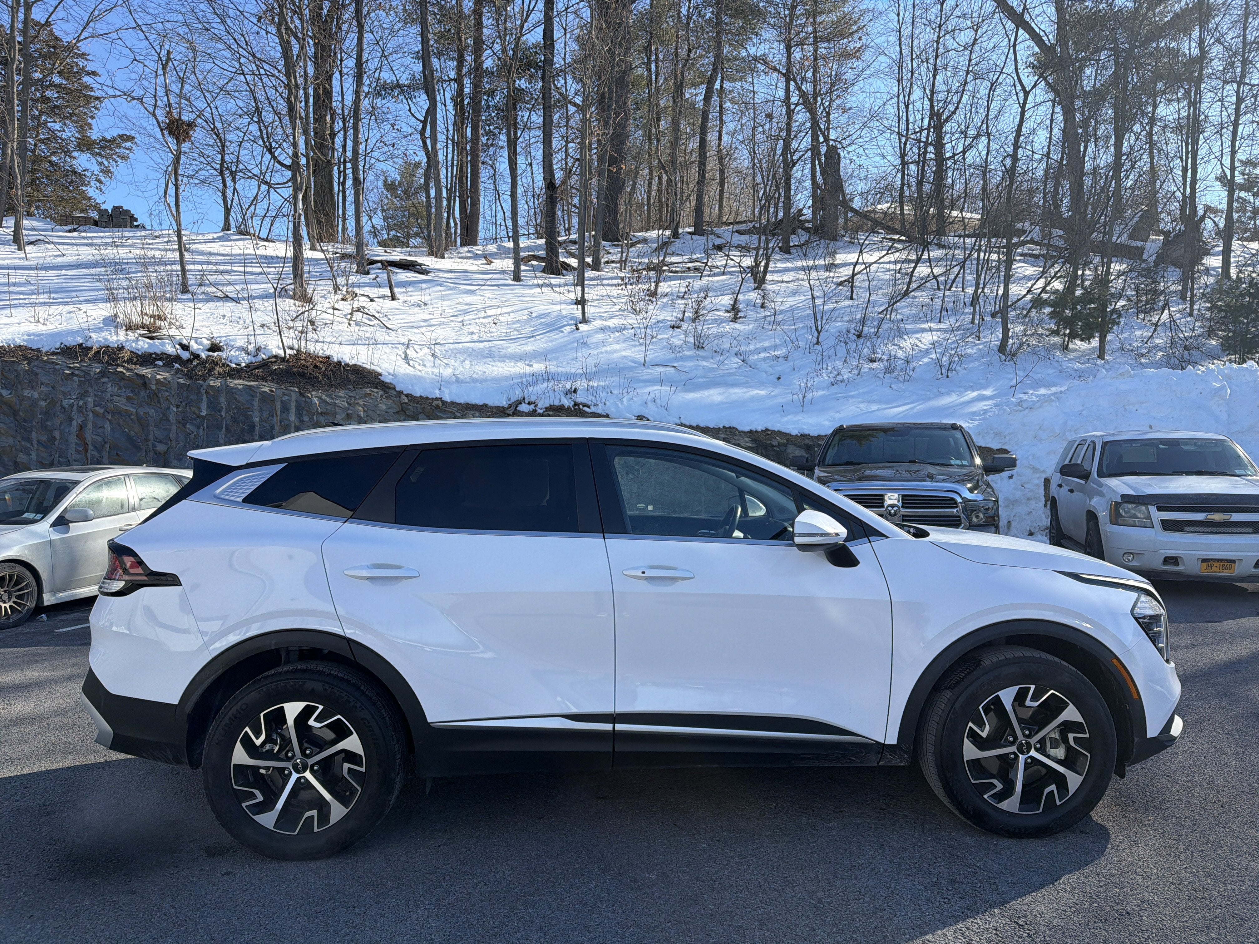 2025 Kia Sportage EX