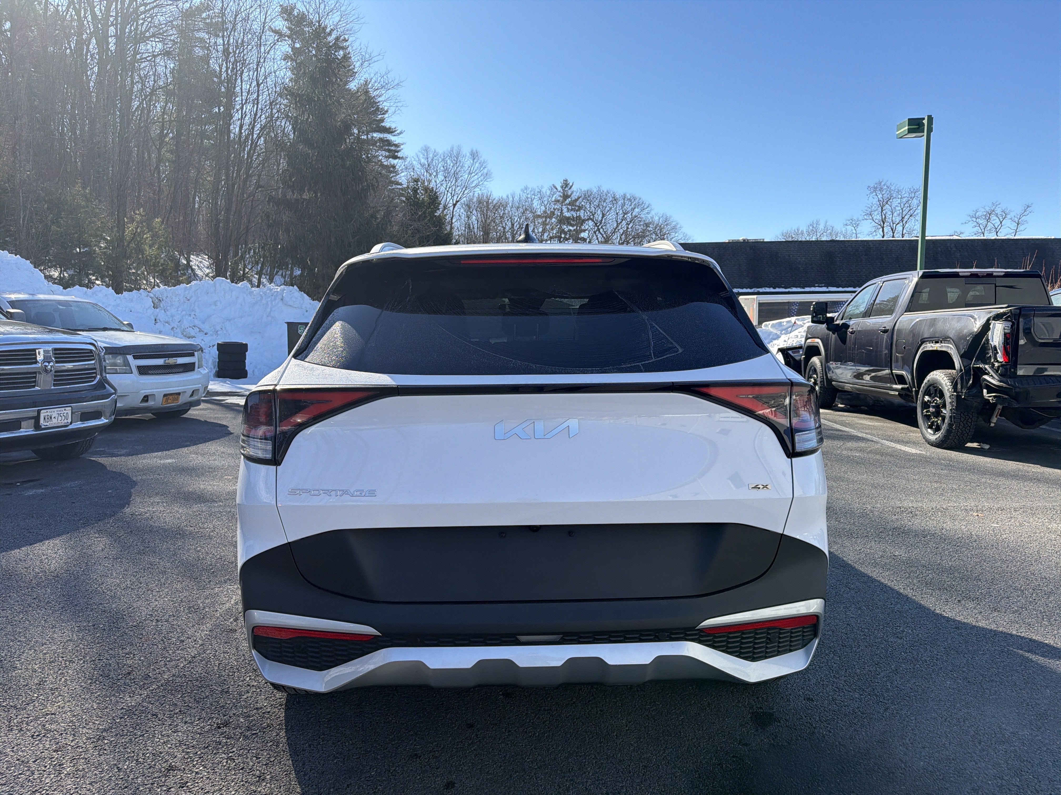 2025 Kia Sportage EX