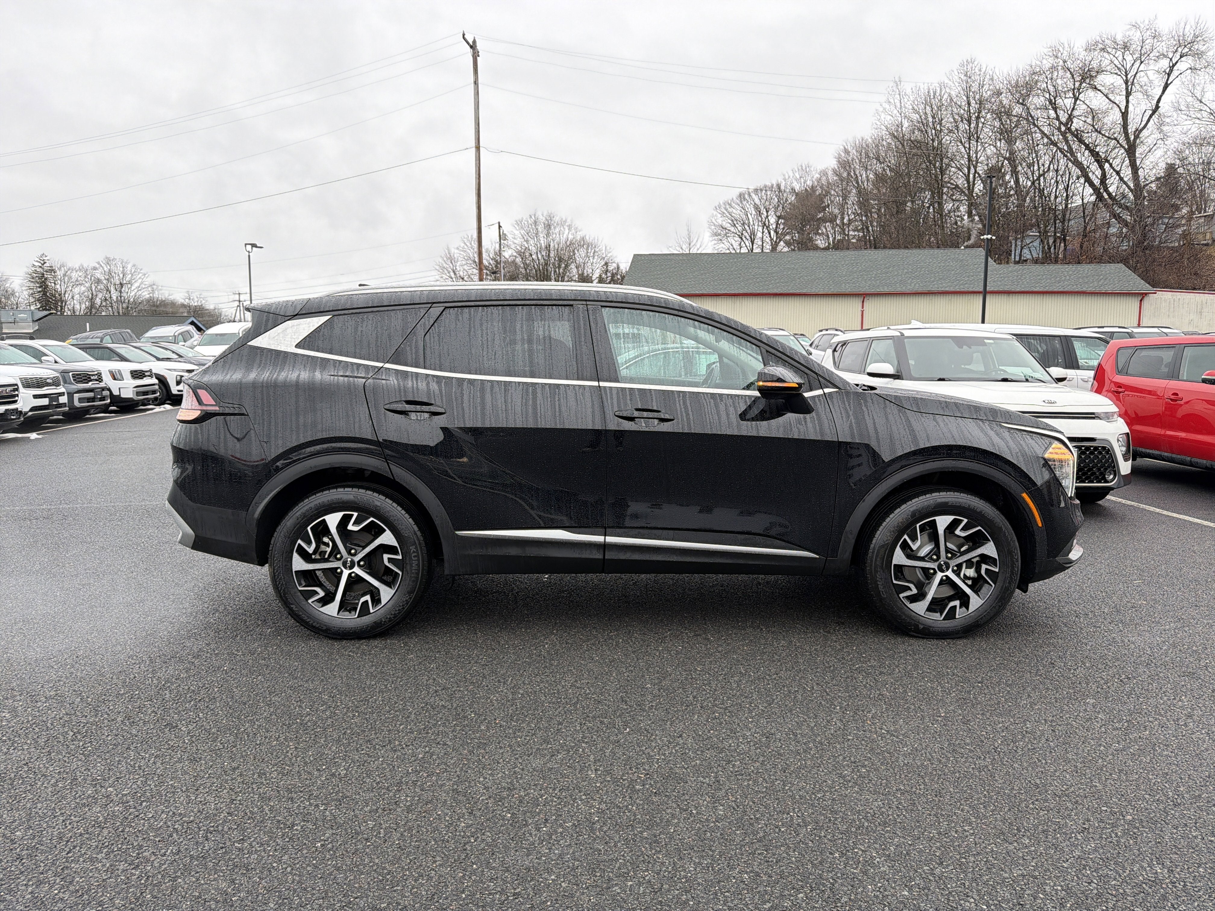 2024 Kia Sportage EX