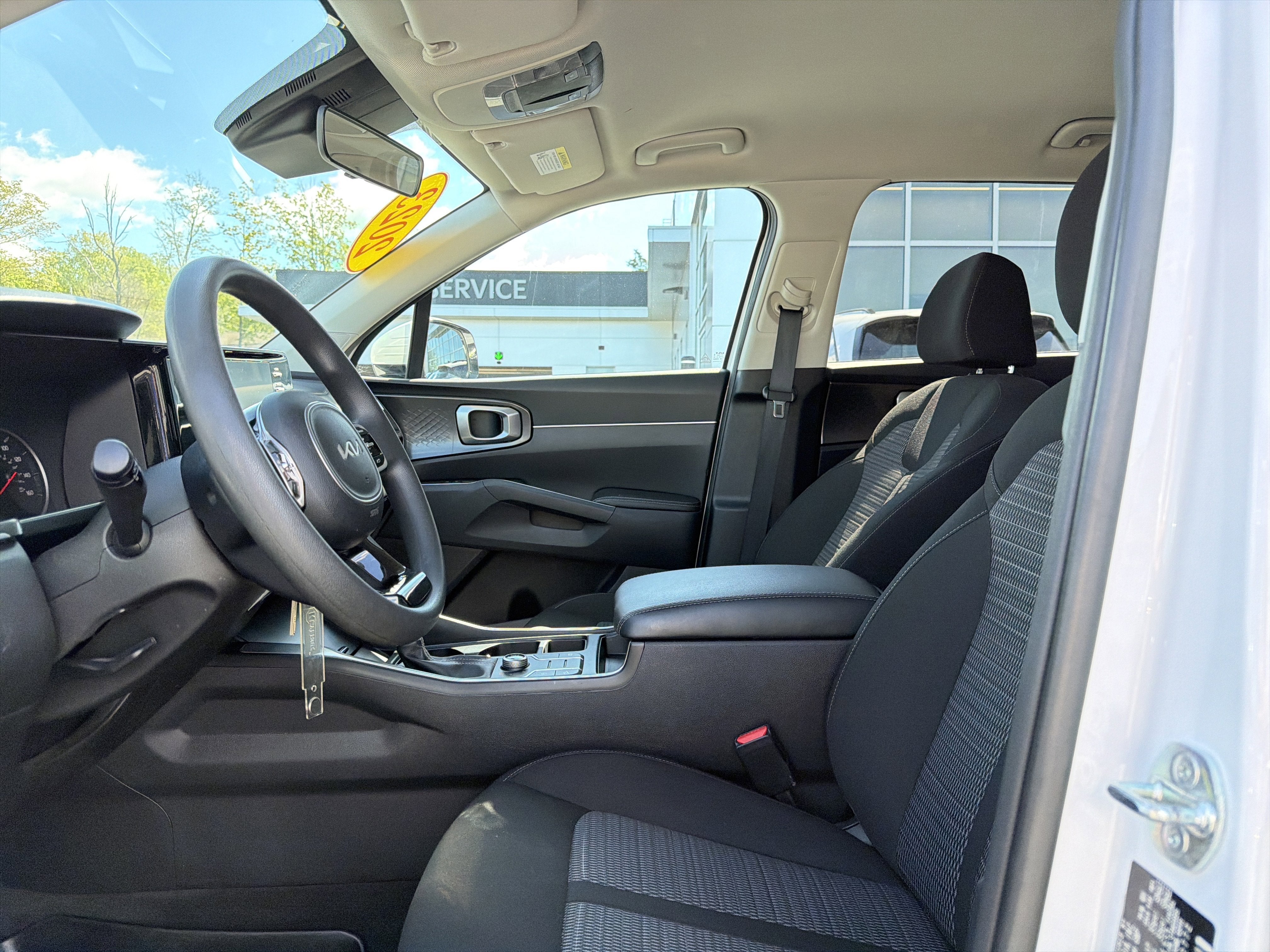 2023 Kia Sorento LX