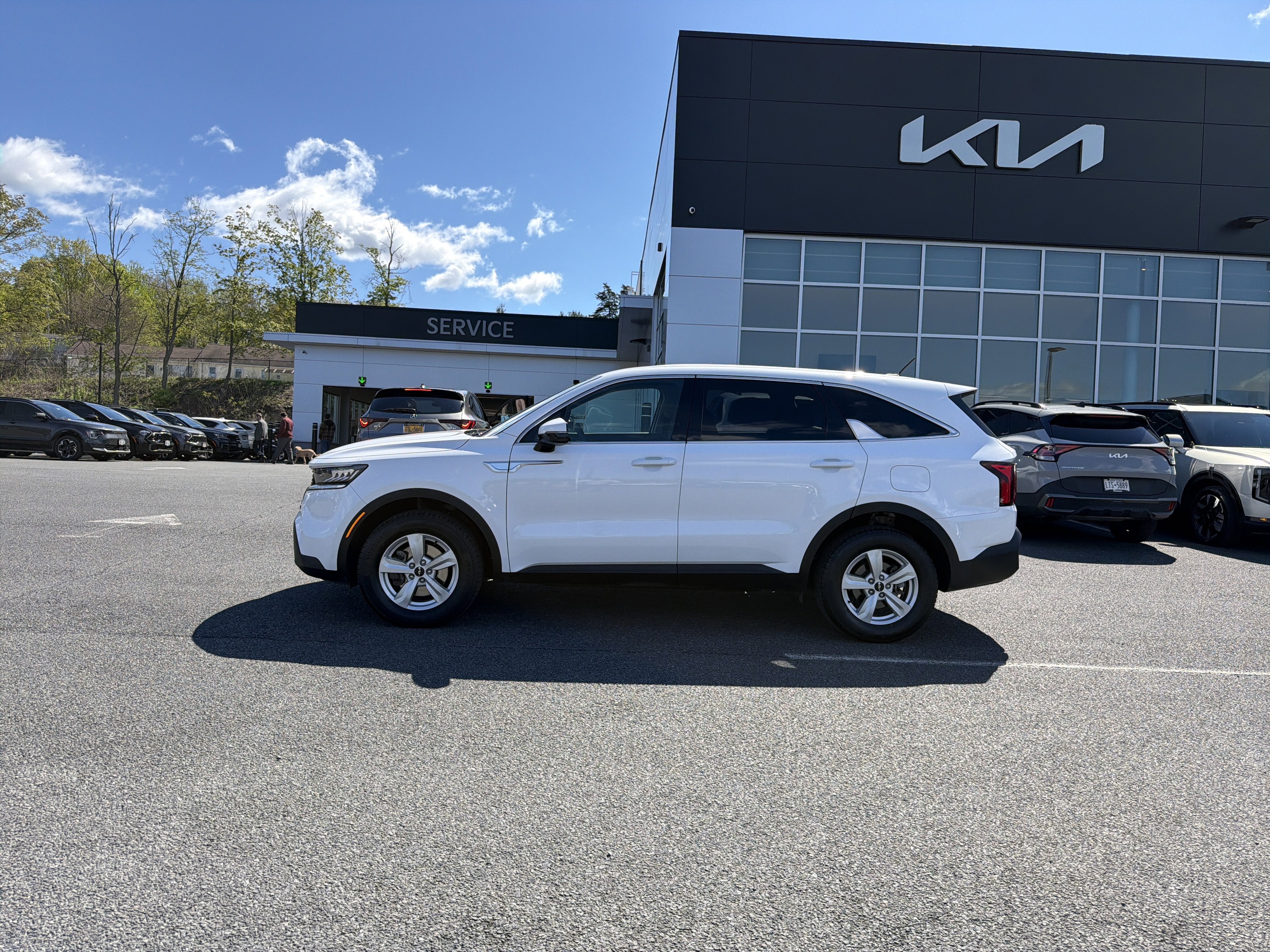 2023 Kia Sorento LX