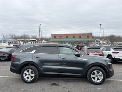 2022 Kia Sorento LX