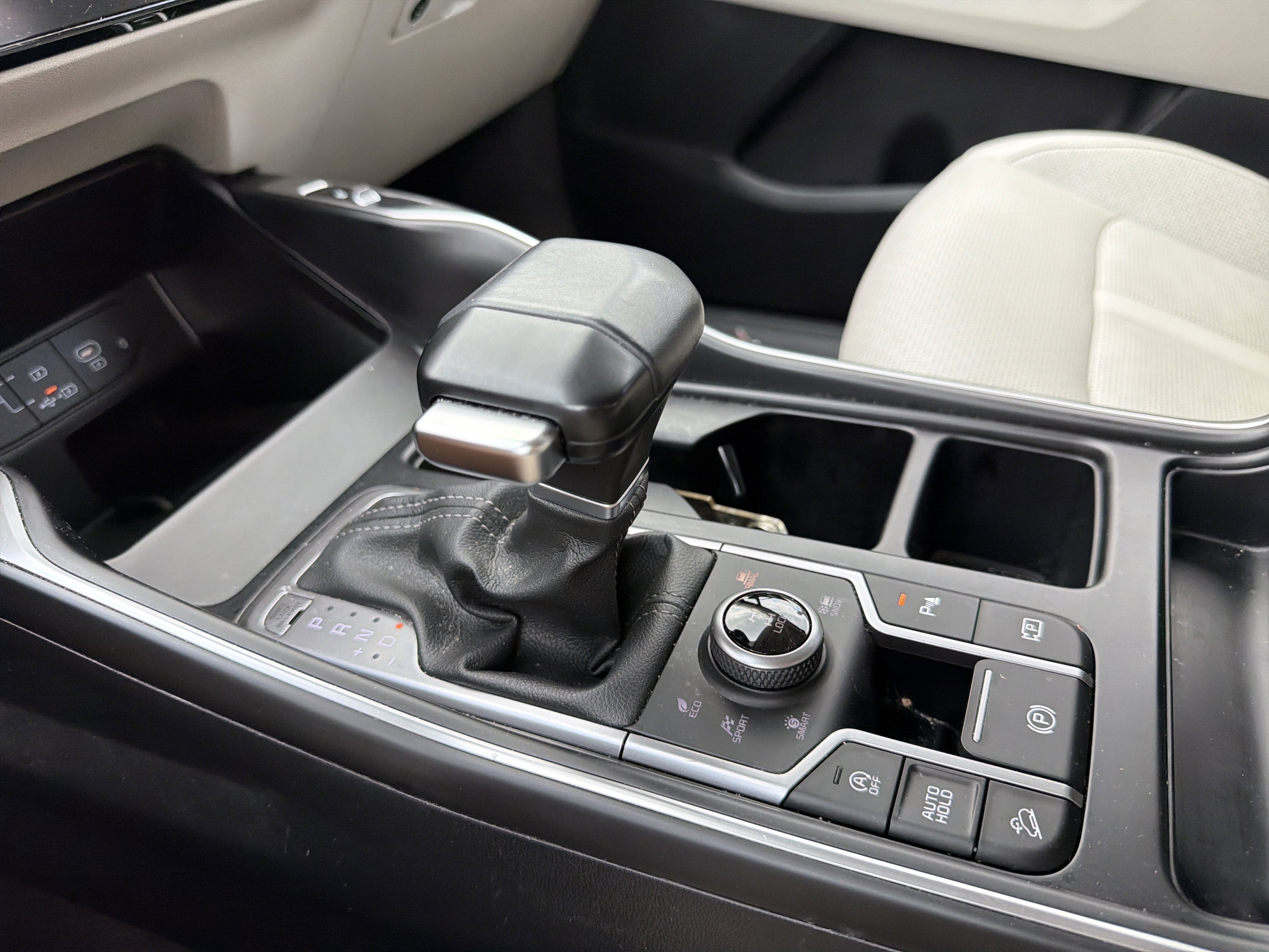 2024 Kia Sorento X-Line EX