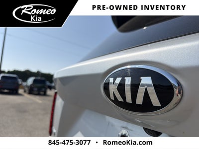 2021 Kia Sorento S