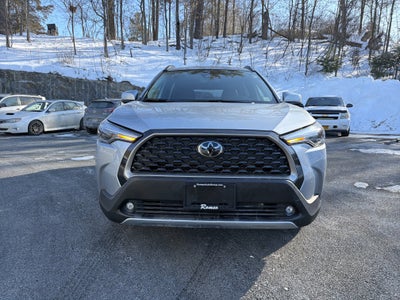 2024 Toyota Corolla Cross XLE