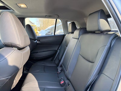 2024 Toyota Corolla Cross XLE