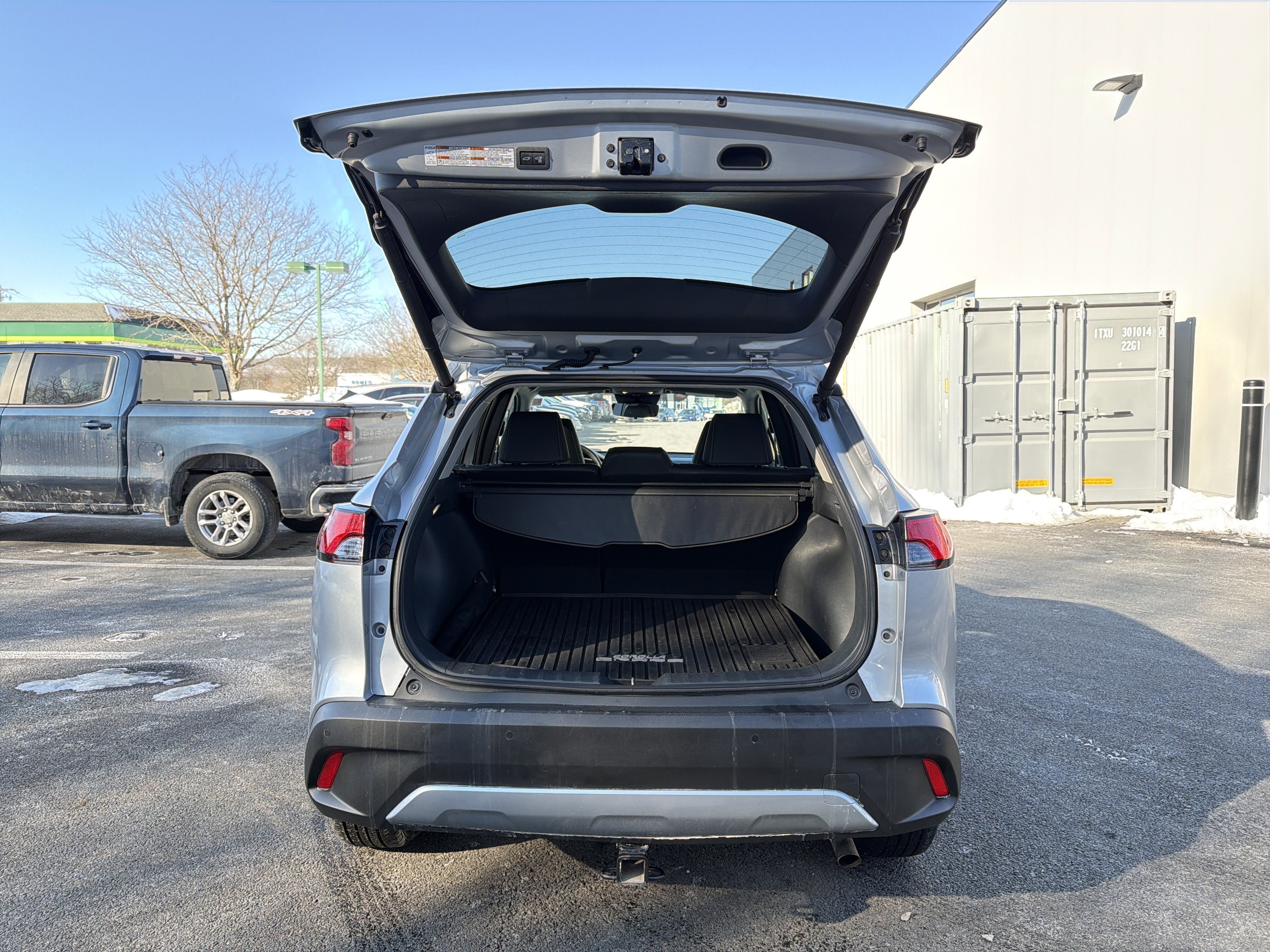 2024 Toyota Corolla Cross XLE