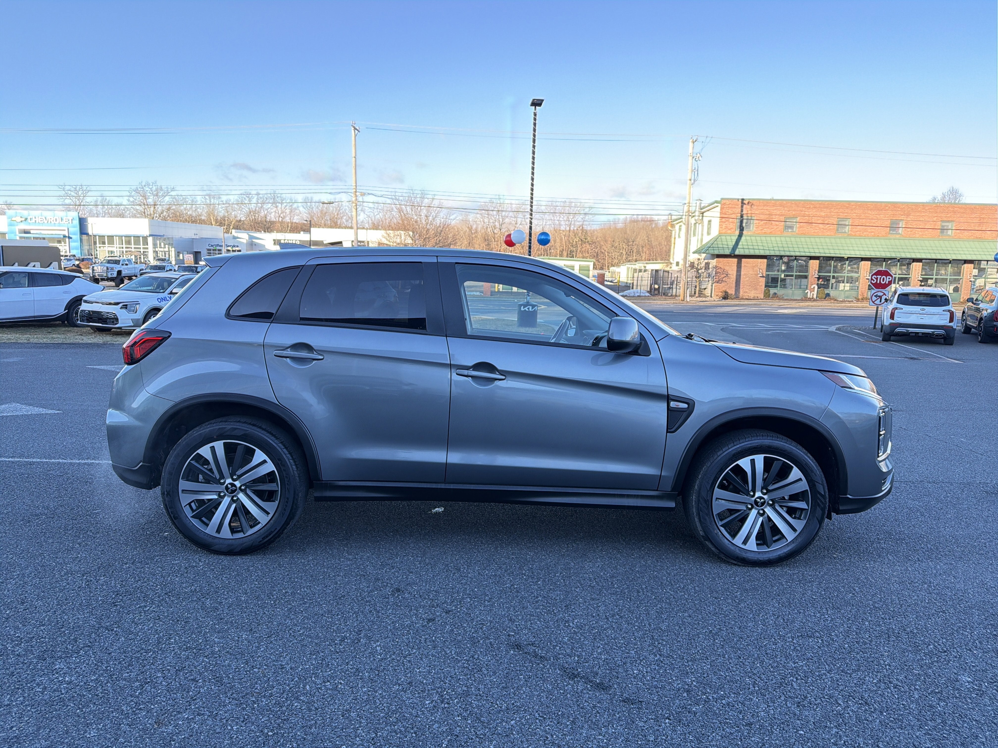 2024 Mitsubishi Outlander Sport 2.0 ES