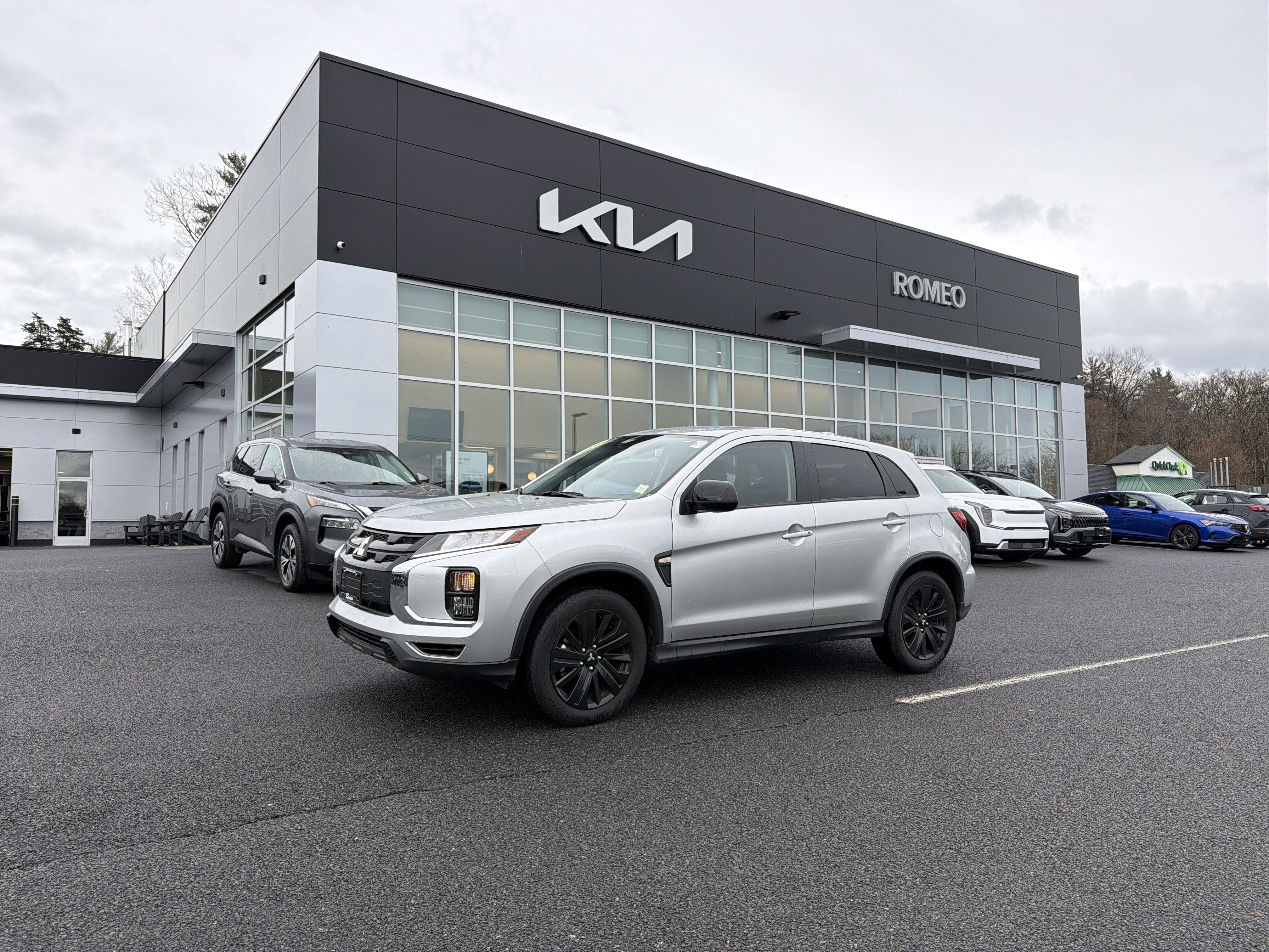 2025 Mitsubishi Outlander Sport Base