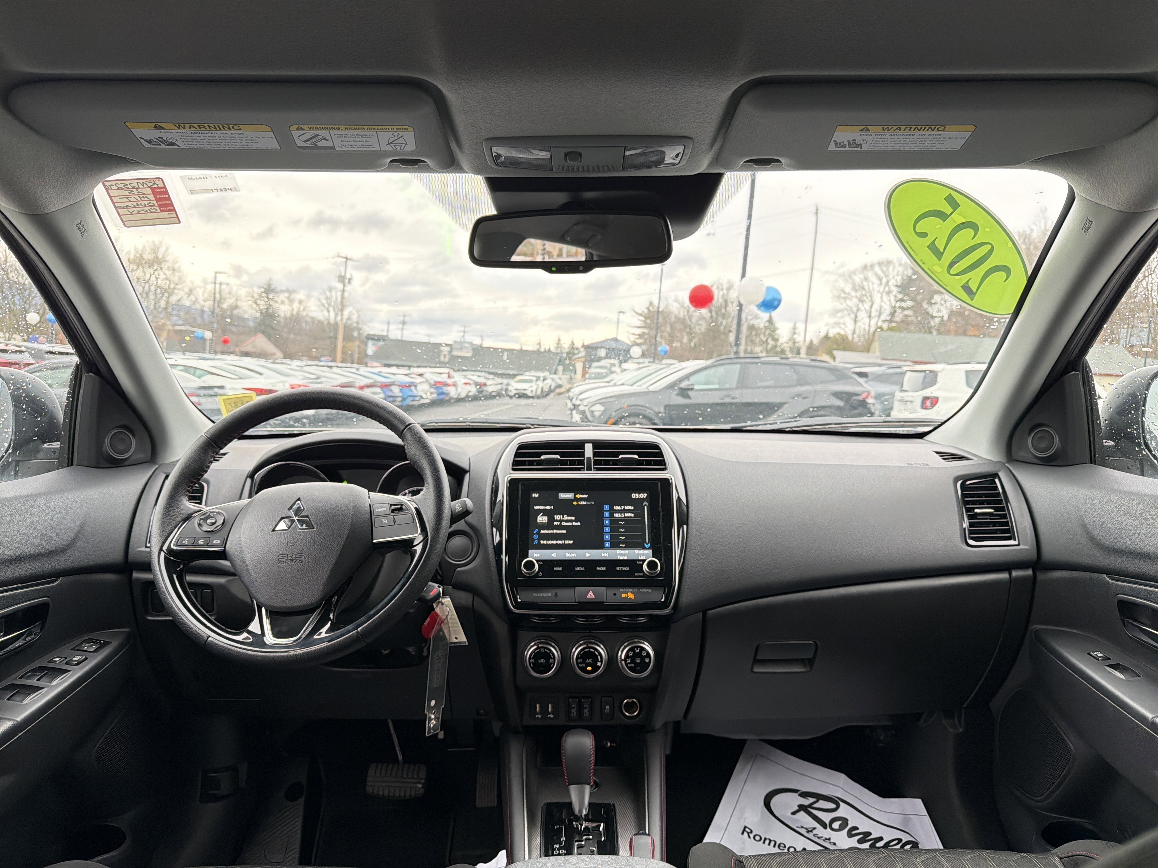 2025 Mitsubishi Outlander Sport Base